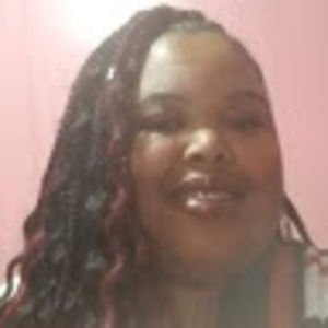 Meet your Posher, Latoya